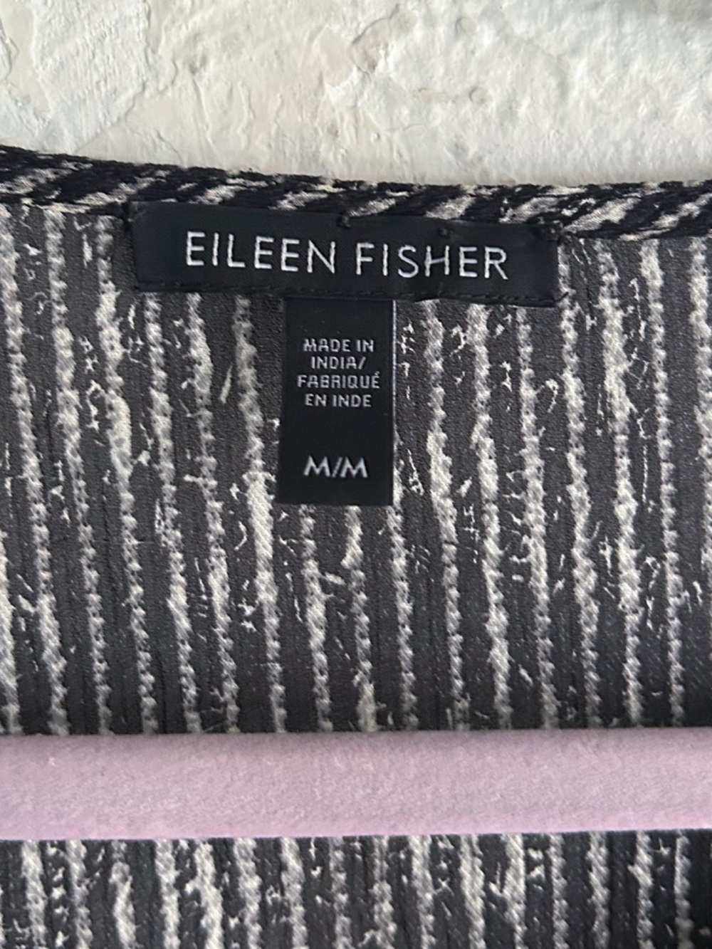 Eileen Fisher Elemental Printed Silk Top Blouse Button Down Sleeveless Medium - Picture 4 of 7